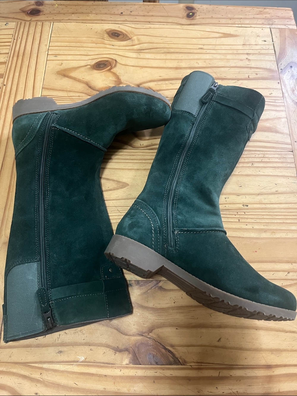 Eddie Bauer Trace Boots Tall Suede in Dark Green Waterproof - Picture 3 of 9